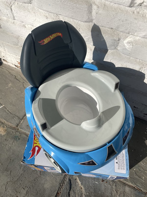Kids Hot Wheels Blue Race Car Potty Training Toilet Detachable Toilet Seat New