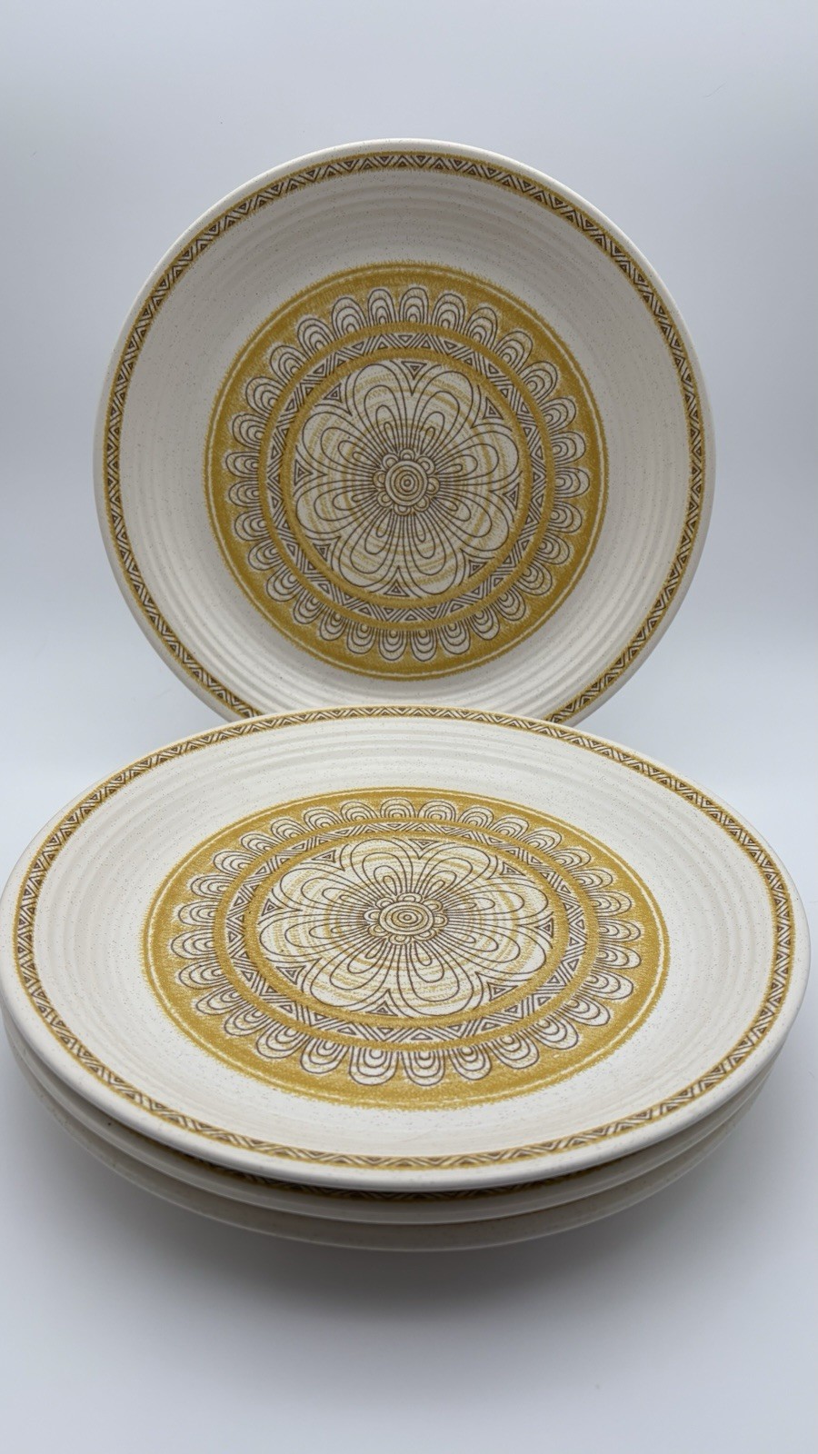4 Dinner Plates Vintage Franciscan Earthenware Hacienda Gold 10.75” Made In USA