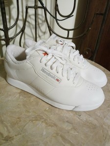 1y3001 reebok