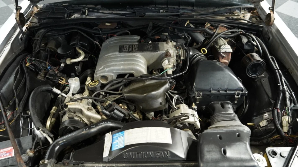 Mercury Grand Marquis Colony Park 1987 camioneta Foto 4 de 4