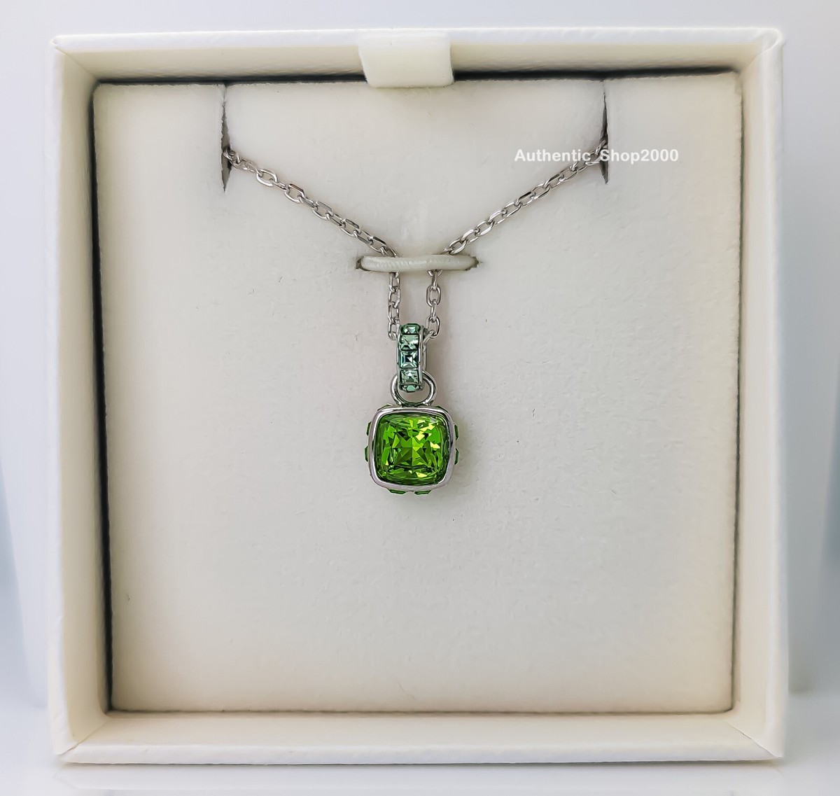 ★人氣★August Harmony★Brilliant green crystal necklace NEW w Box SWAROVSKI Green Crystal August Birthstone Pendant