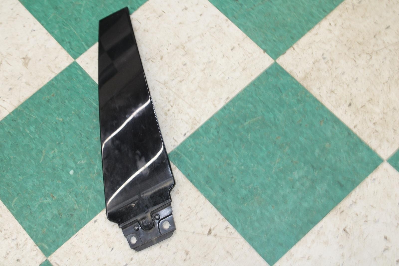 14-21 Ghibli Black Rear Passenger Right RH B Pillar Applique Molding Cover OEM