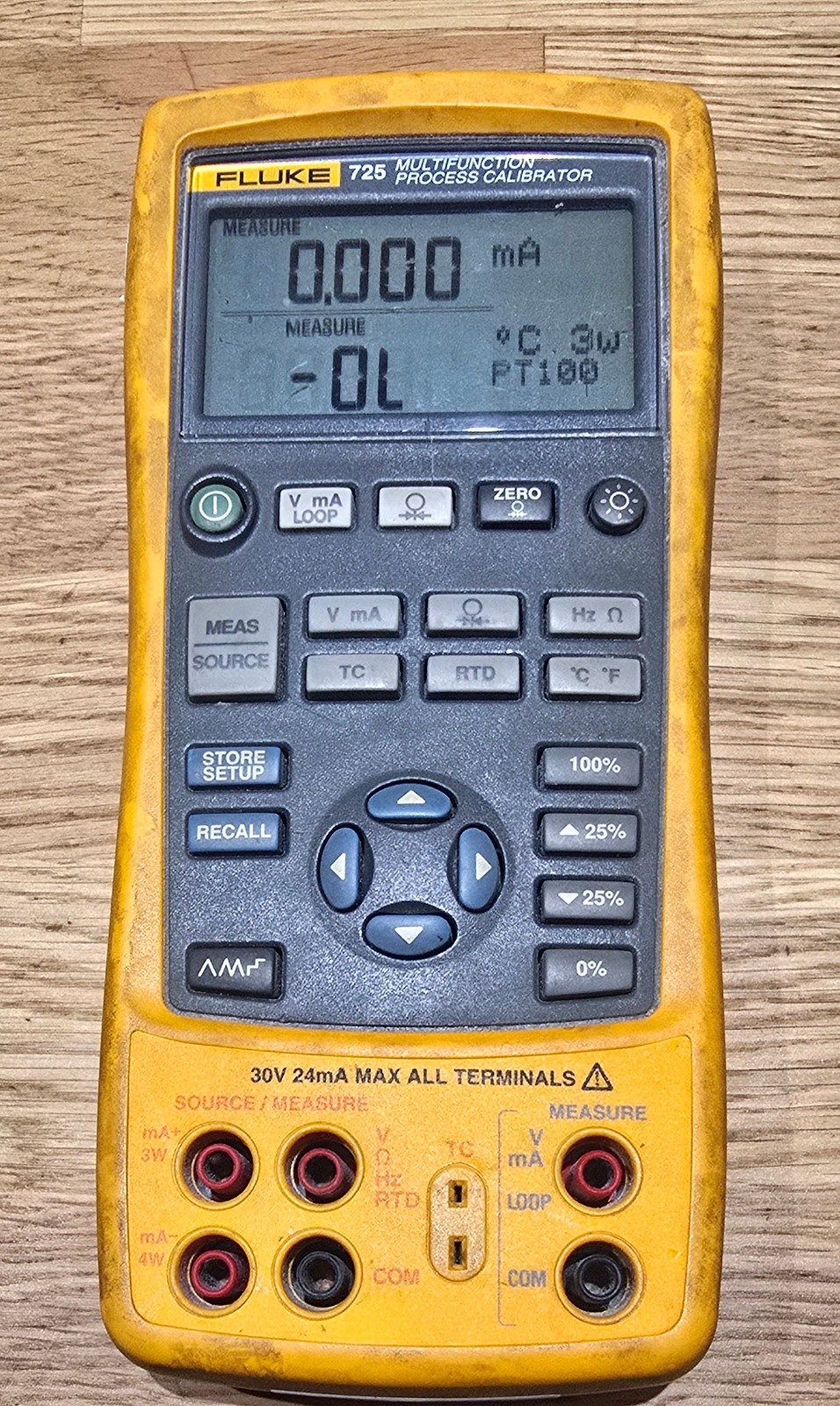 Fluke 725 Multifunction Process Calibrator