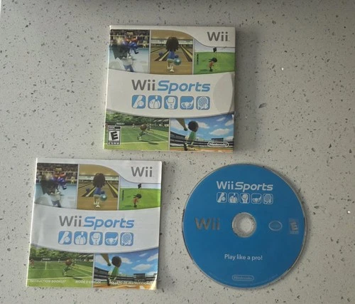 Nintendo Wii Sports 2006 Cardboard Sleeve. Complete Tested Working