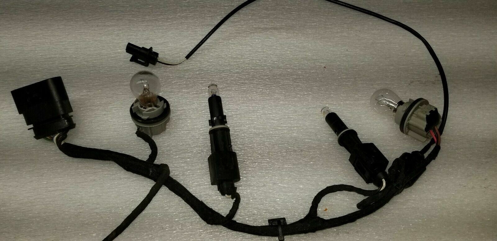 LAMBORGHINI MURCIELAGO LP640 PASSENGER RIGHT SIDE TAIL LIGHT WIRING HARNESS OEM 