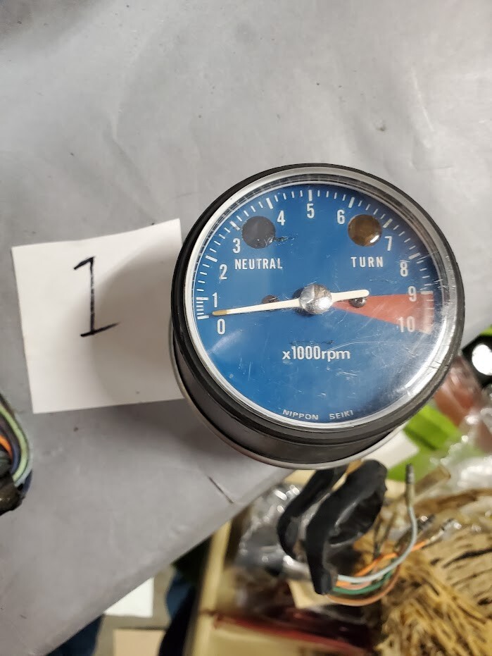 エルシノアＭＴ２５０　タコメーター