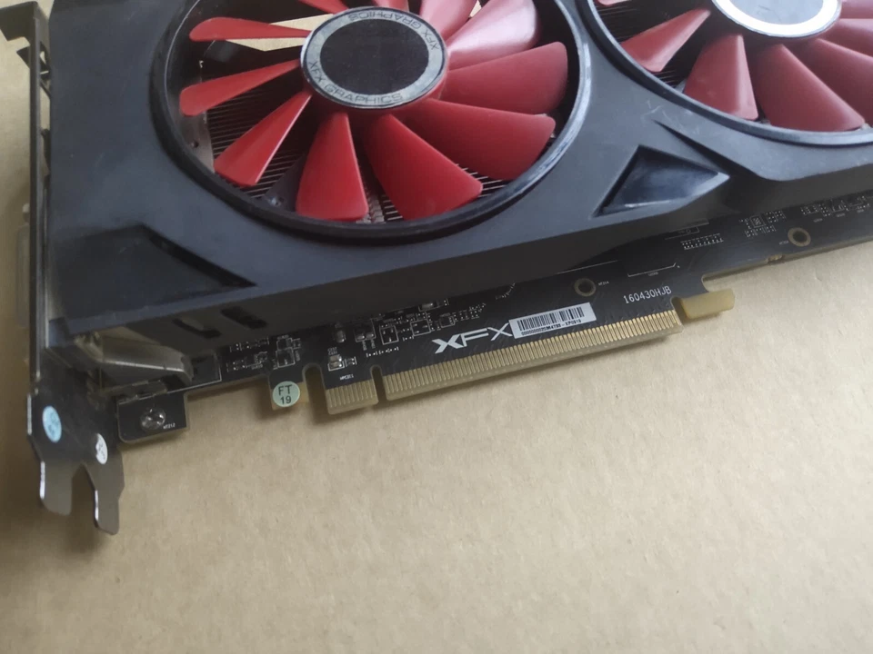 Placa de vídeo XFX AMD Radeon RX580 4GB GDDR5 2048SP DVI HDMI DP - Imagem 3 de 4