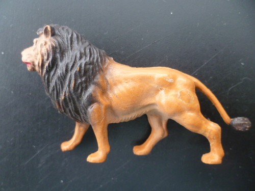Figurine Miniature STARLUX - Lion - Série Animaux - Parfait état - Collection