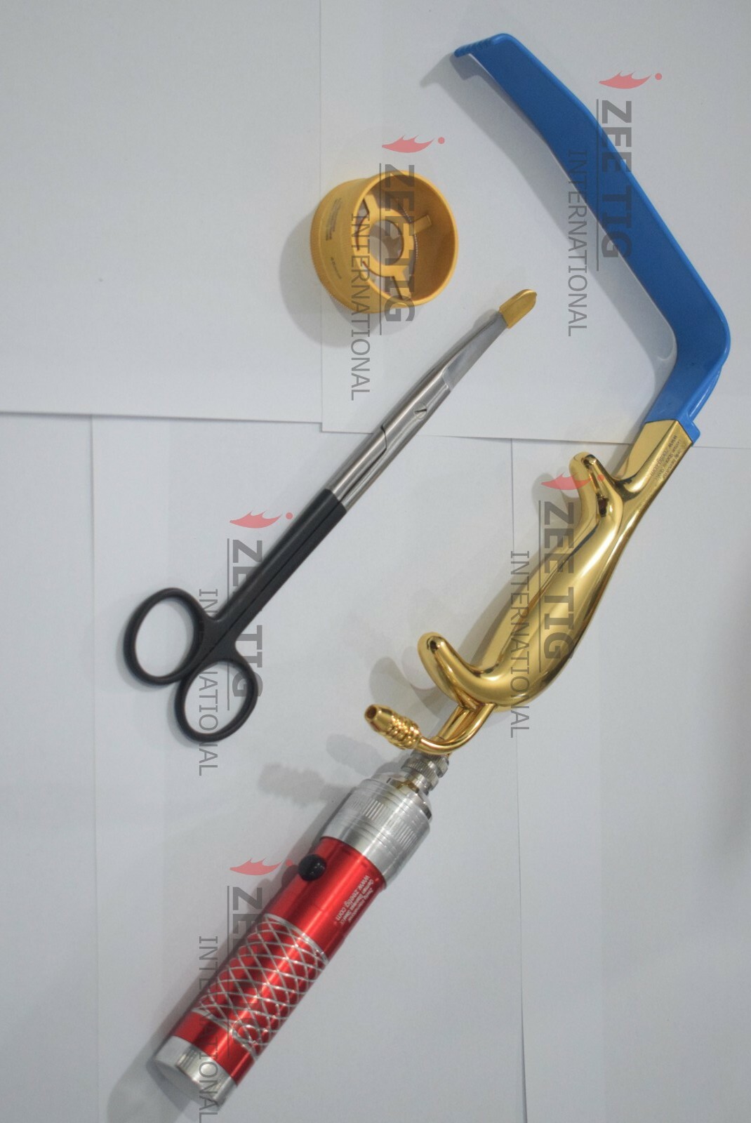 Solz Racket Retractor Tabbetts Breast Augmentation Retractor 150mm X 25mm Insulated With Solz ...