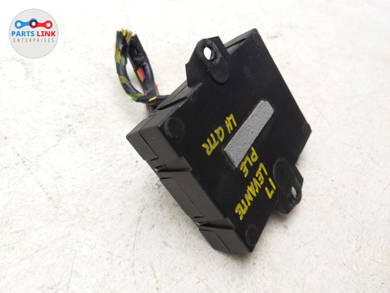 17-20 MASERATI LEVANTE REAR LEFT POWER LIFTGATE TRUNK CONTROL MODULE WIRING M161