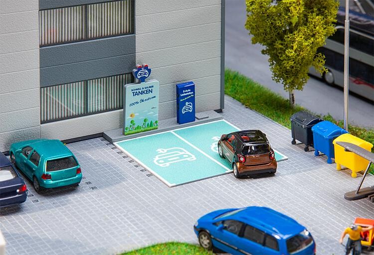 Faller 180280 - 1/87 / H0 Charging Station for E-Vehicles - New