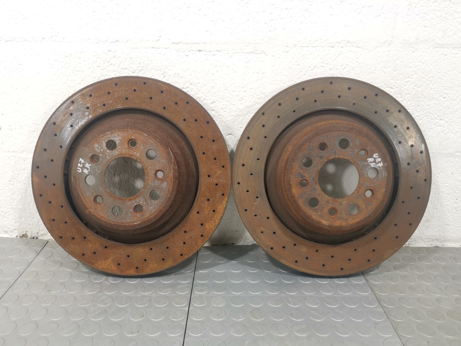 Maserati Ghibli 2016 RWD Auto 3.0 Rear Left Right Brake Disc Rotors Set Of 2