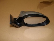 Retroviseur droit (ou coque) BMW SERIE 1