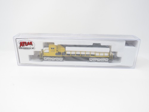 Locomotora diésel Atlas N 40006021 DCC Sound Santa Fe Warbonnet #5515 EMD SD45 | Condition: New