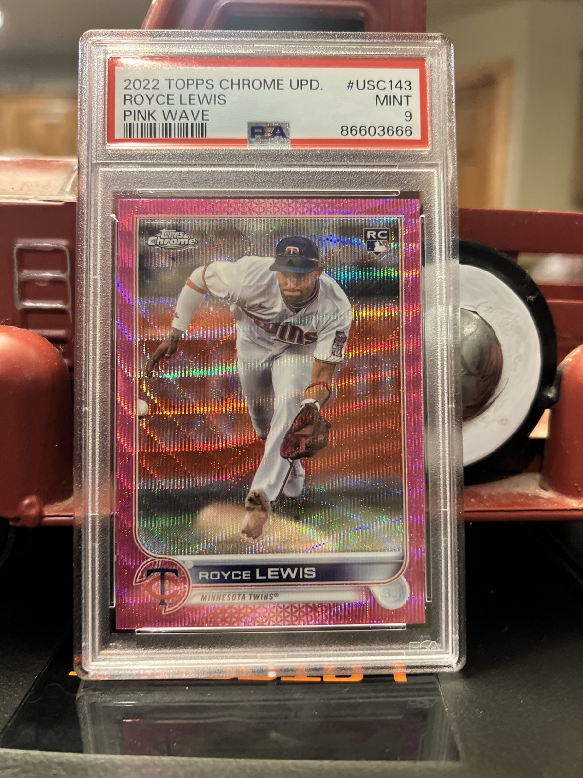 2022 Topps Chrome Update Series - Royce Lewis #USC143 Pink Wave Refractor (RC)