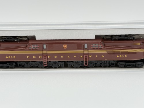KATO - N - PRR - GG1 Tuscan Red "Five Stripe" #4913 - Train 137-2003 - Picture 9 of 10