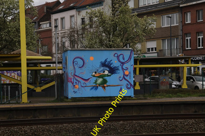 Photo SNCB Belgian Railway 6x4 Colourful Street Art Ruisbroek station c2023