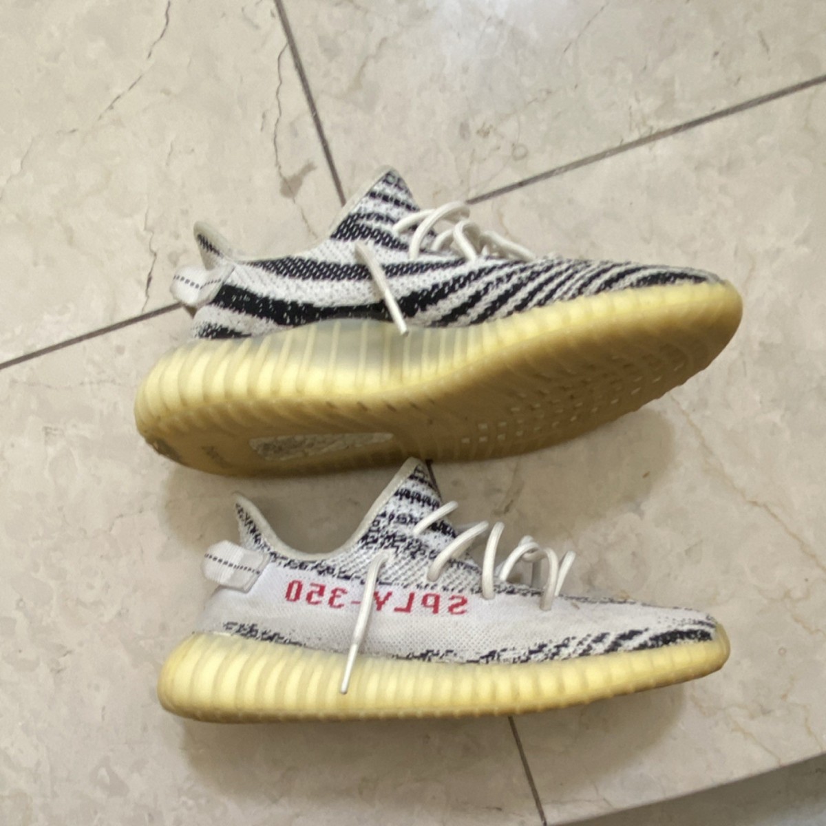 adidas Yeezy Boost 350 V2 Zebra CP9654 Kanye West White/Core Black