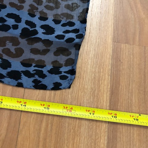 Unbranded 100% Silk Graphic Rectangular Scarf Animal All Over Print 59x16 HRJ - Picture 4 of 5