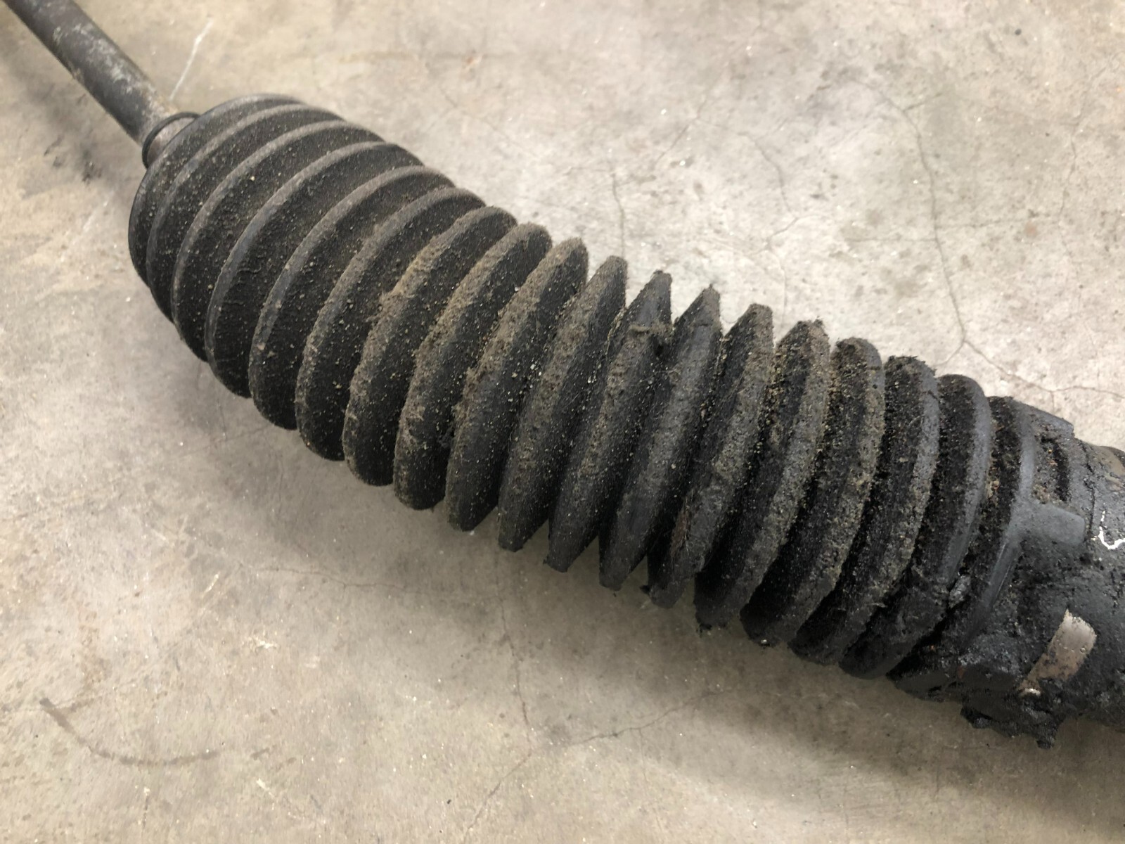 05 Maserati Quattroporte M139 Power Steering Rack ASSY 37502400  