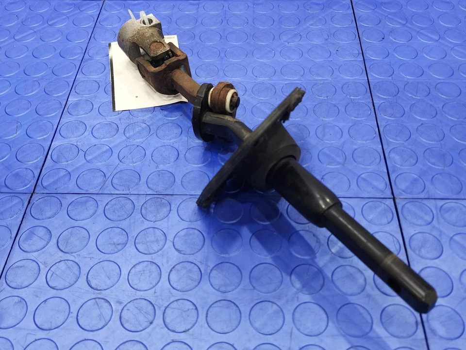 94-97 Mazda B2300 B3000 B4000 conjunto de eixo de direção inferior fabricante de equipamento original ZZM132090 - Imagem 3 de 4