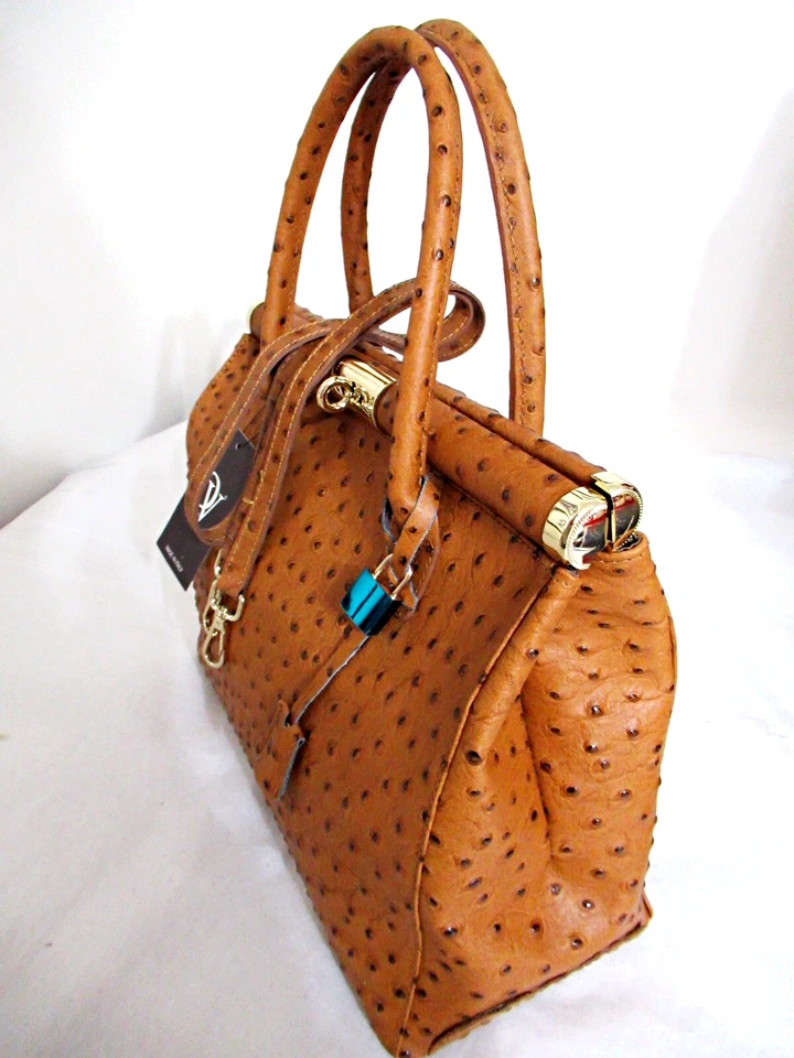 BOLSO DE MANO ITALIANO CON CERRADURA Y LLAVE DE CUERO EN RELIEVE AVESTRUZ - HECHO EN ITALIA Foto 4 de 4