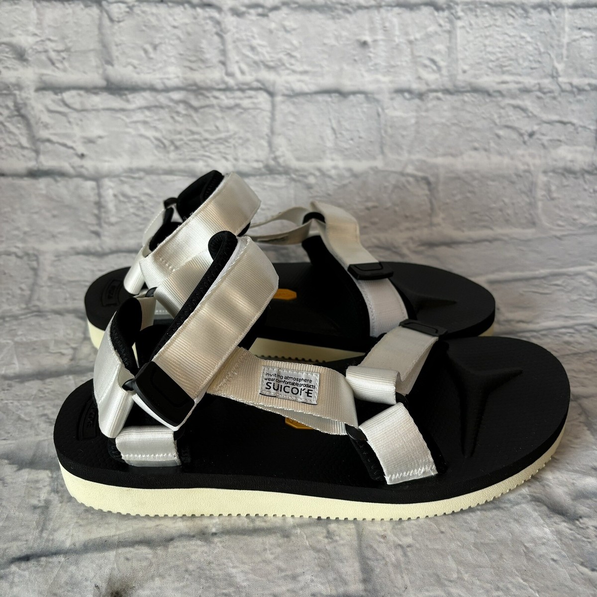 Suicoke Depa-V2 Sandals White Black Vibram Sandals Men's Size US