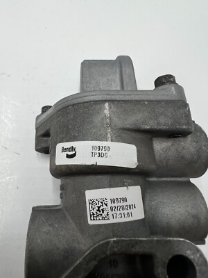 42661 R MPParts | Bendix 109790 Tp-3Dc Type Tractor Protection Valve | 109790