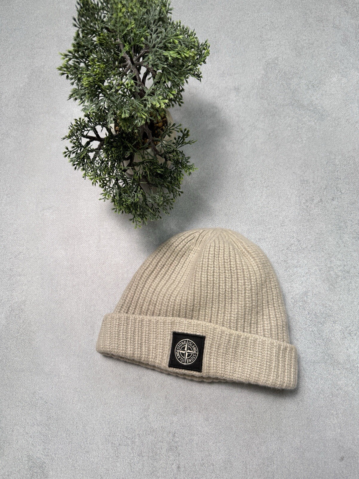 Stone Island Patch Program Wool Hat Grey Men - image 1