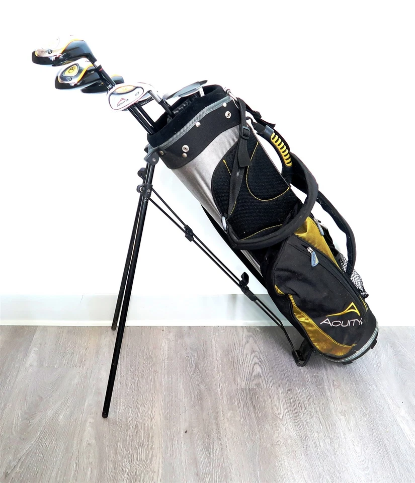 ACUITY Junior Cadet Pro II CP2 RH Kids Golf Club Set with Bag, Cover, Balls, Etc - Image 2 of 4