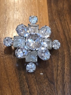 Vintage Kramer of New York Brooch Clear Crystal Starburst 1950s Costume Signed