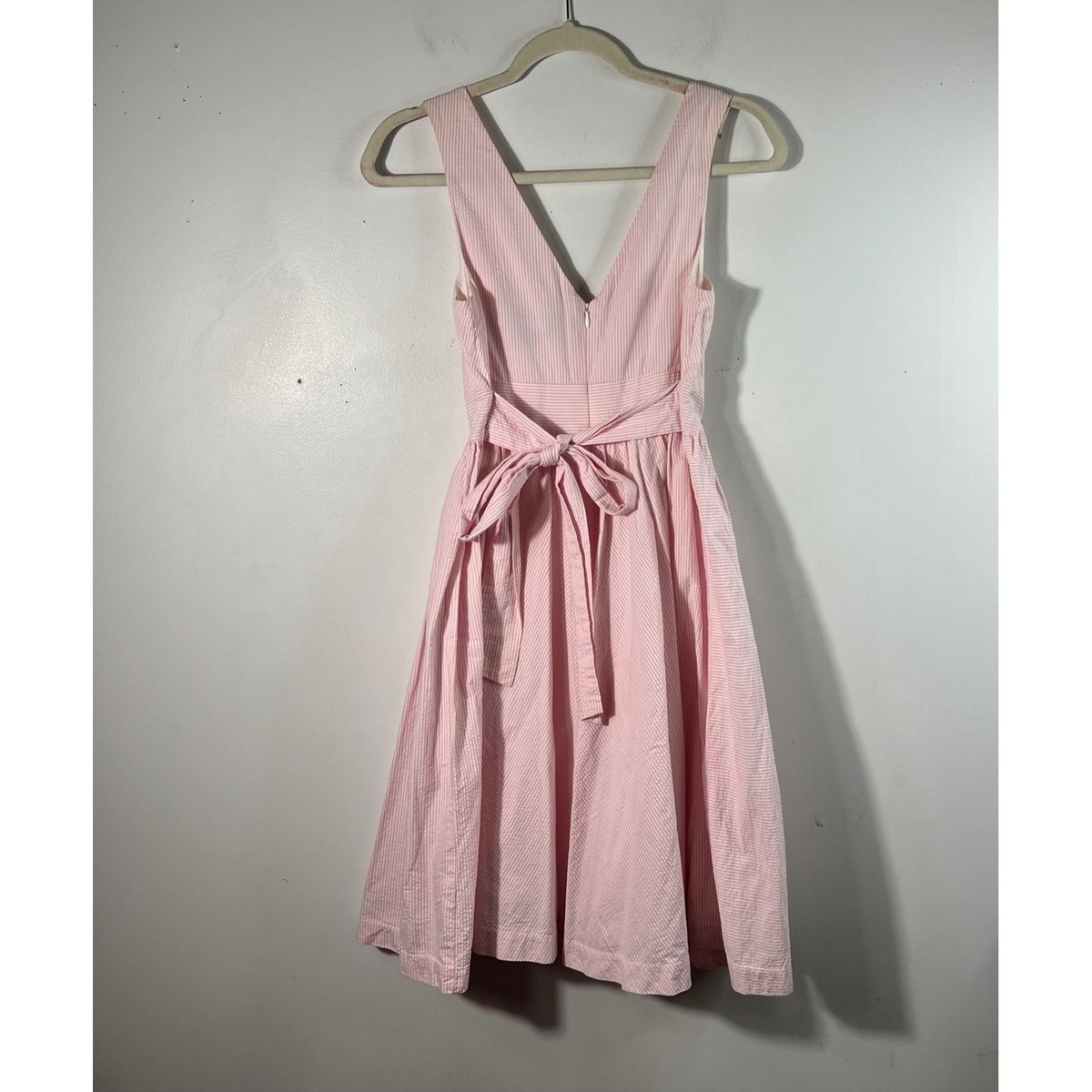 Vineyard Vines Striped Seersucker Fit Flare Dress Marilyn Monroe Style Cotton 4 Vineyard Vines Striped Seersucker Fit Flare Dress Marilyn Monroe Style Cotton 4