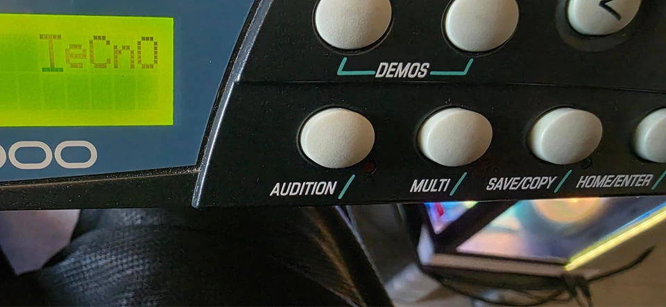 EMU 32MB TECHNO SYNTH ROM DE E-MU PROTEUS 2000 ÓRBITA 3 ROB PAPEN Foto 3 de 3