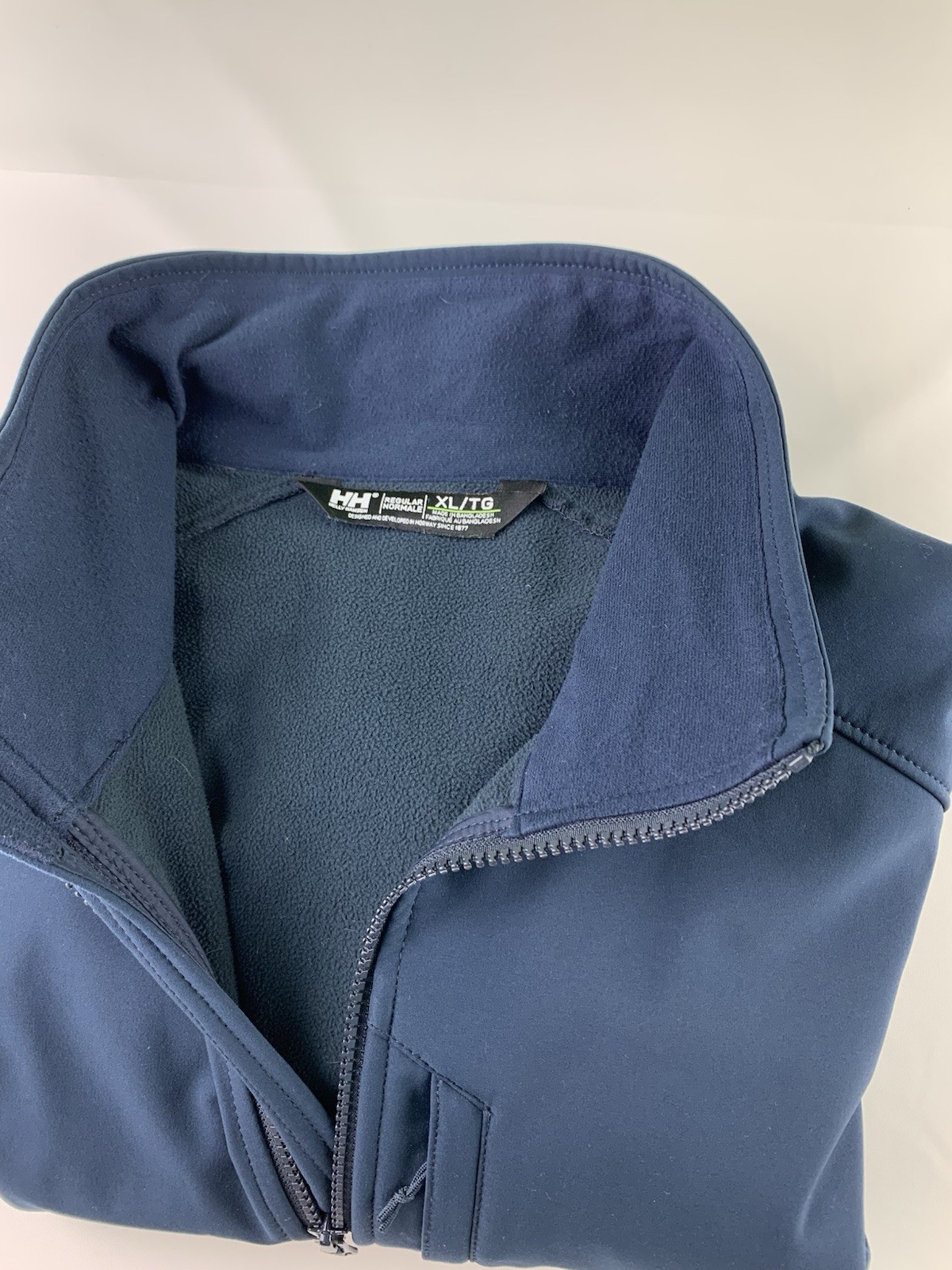 Helly Hansen Men’s Navy Performance Jacket – Size… - image 2