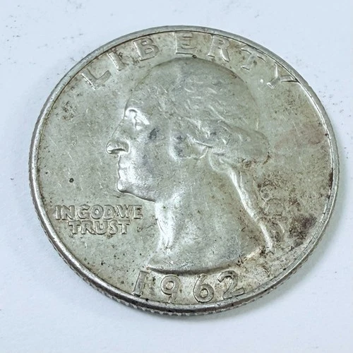 1962 D  SILVER WASHINGTON QUARTER  90% SILVER CIRCULATED COIN FREE SHIP #7579
