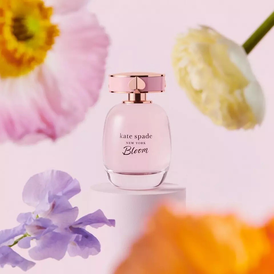 【値下げしました】kate spade Bloom 100ml Kate Spade New York Bloom Eau De Toilette Spray for Women 1.3 oz