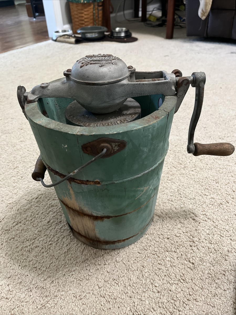 white mountain creamery ice cream maker