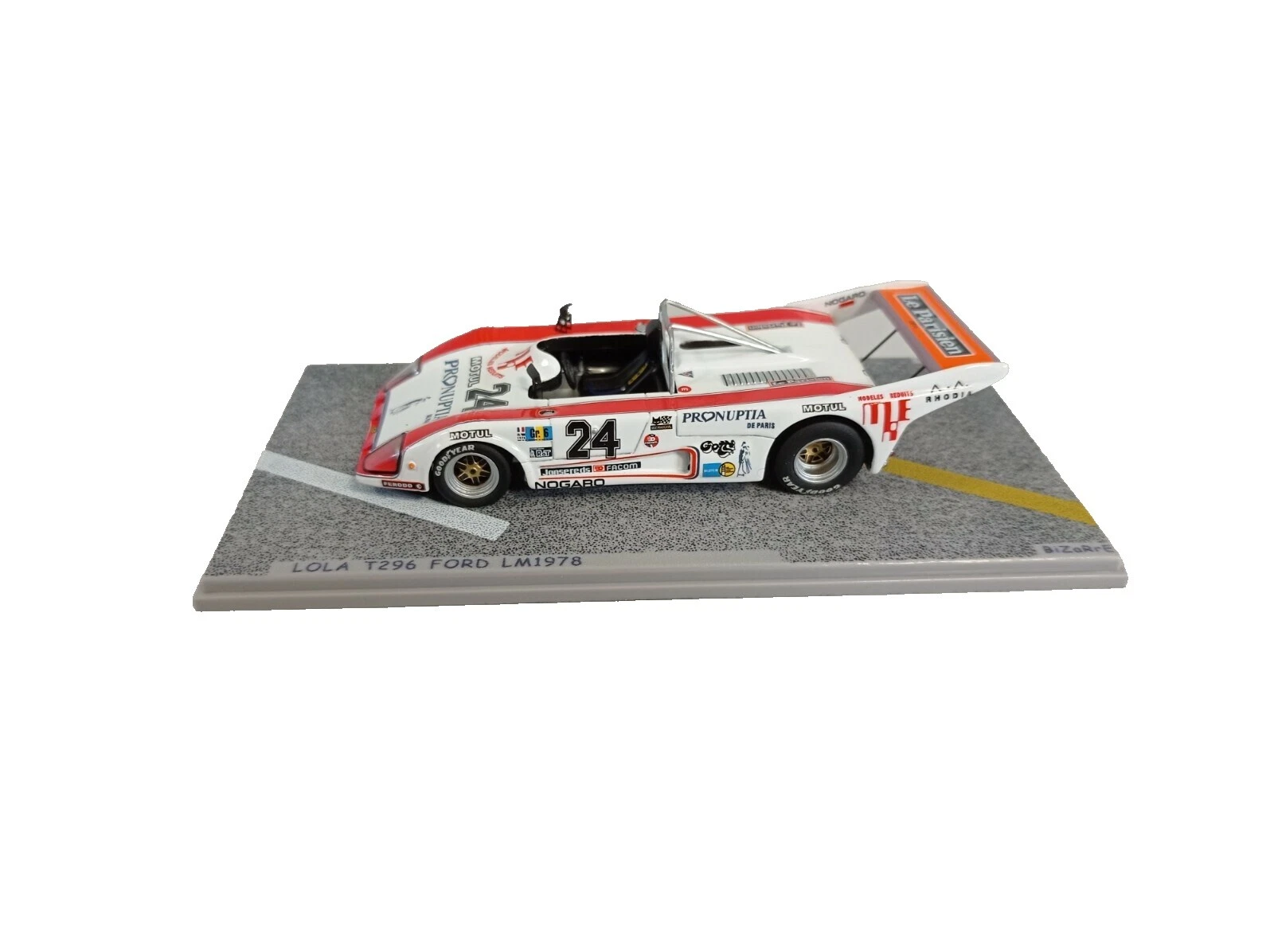 Bizarre Diecast 1:43 Diecast & Toy Vehicles