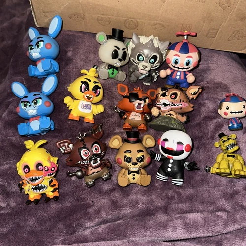 Lot Of 14 FNAF Mystery Minis Plus Five Nights At Freddy's