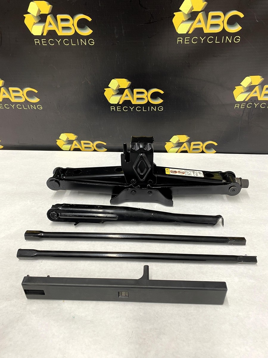 2008 Dodge Grand Caravan Spare Tire Emergency Scissor Jack & Tools