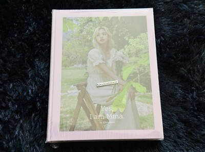 アイドル Yes, I am Mina 1st Photo Book Brand New Sealed Twice Mina 1st Photobook - Yes I Am Mina Pink