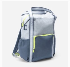 Thirty One DAY AWAY BACKPACK in Soft Blue Colorblock NEW