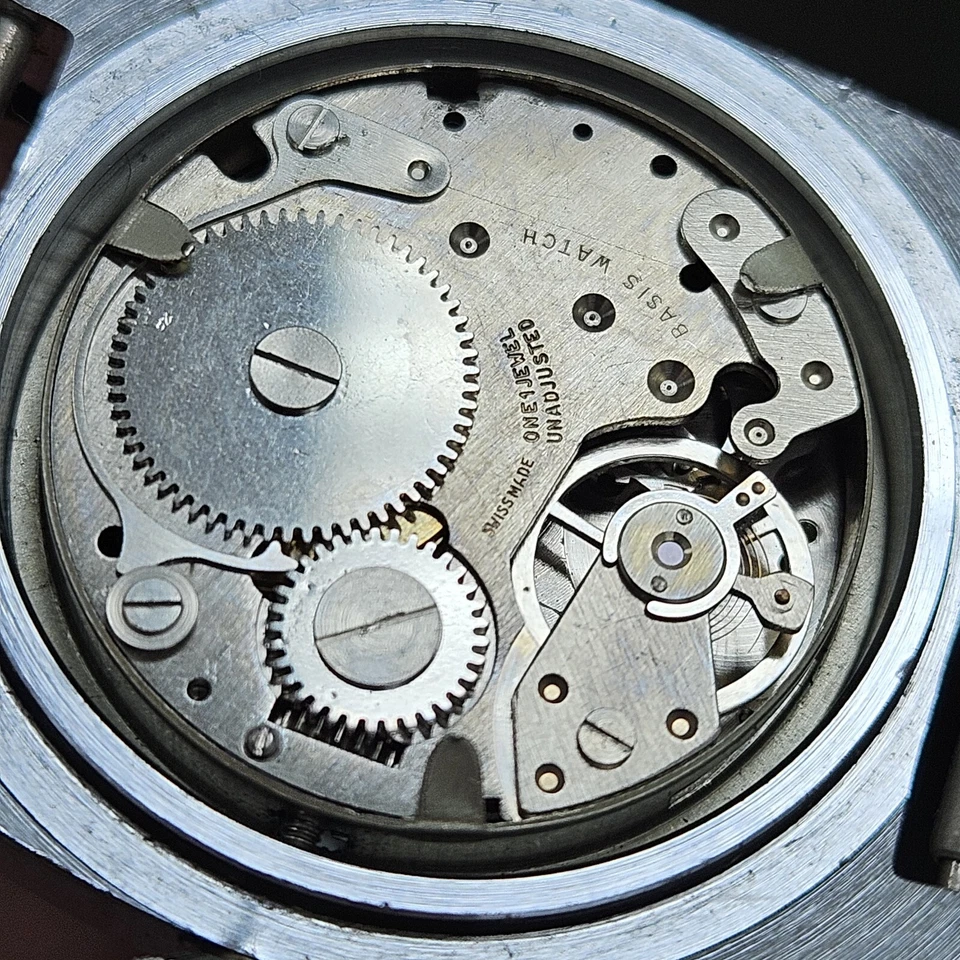 Reloj de cuerda manual Lucerna Diver de colección para hombre 150 pies plateado bisel giratorio mecánico Foto 3 de 4