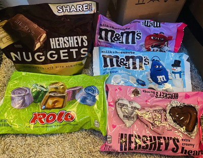 Hershey's Nuggets, M&M's, Rolo & Hearts Assorted Chocolate Candy Bags