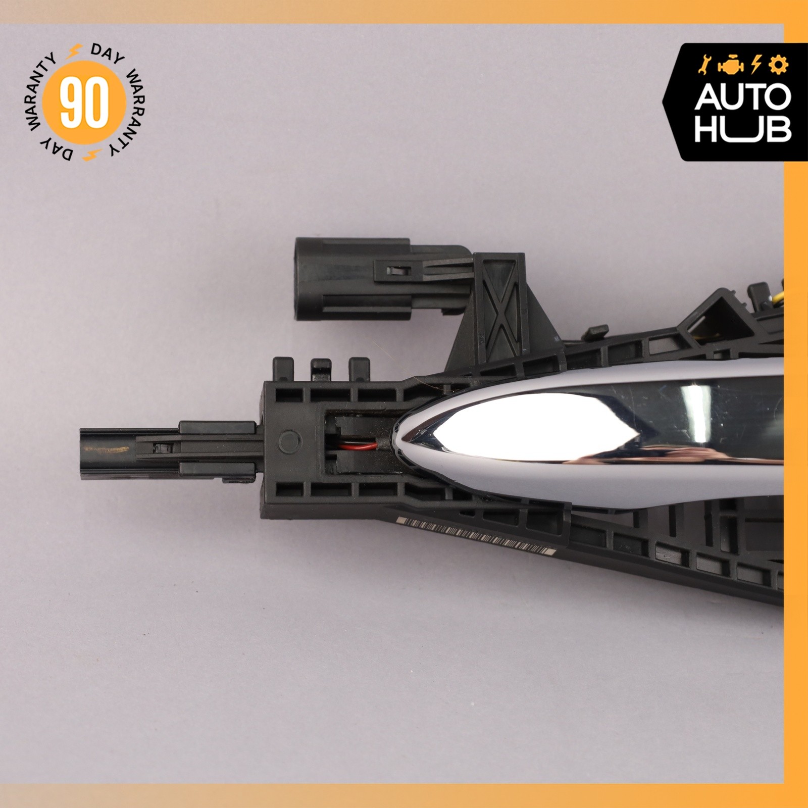 14-22 Maserati Quattroporte M156 Right Side Exterior Door Handle OEM 46k