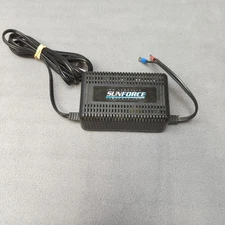 Sunforce Products AC/DC Power Converter  JT-DC12V5.8A Pre Owned