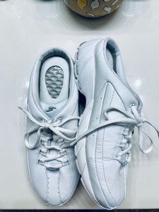 dr scholl's sneakers womens