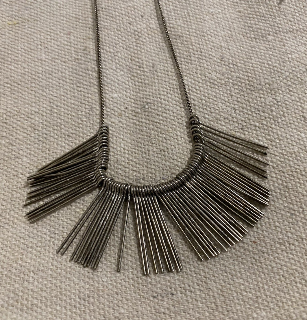 Picture 4 of 5