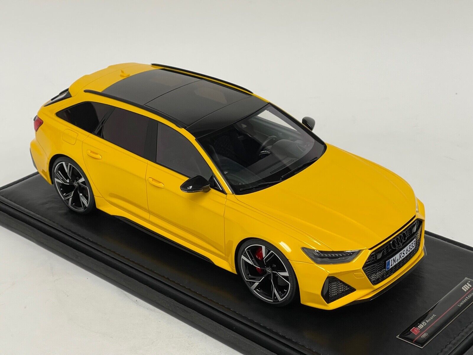 1/18 MotorHelix Audi RS6 Avant in Yellow 2020 Limited to 99 pieces eBay