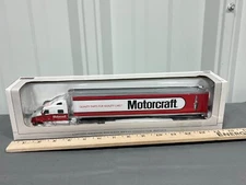 MOTORCRAFT Ford Sprak Plug Semi Truck Peterbilt 387 SpecCast 1:64 NIB 33545